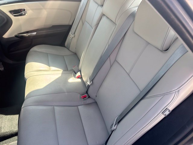 Used 2018 Toyota Avalon Limited FWD image 5