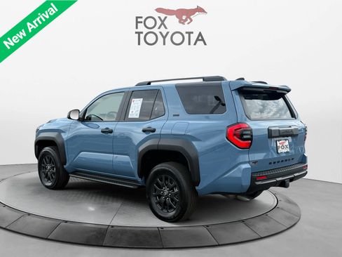 Used 2026 Toyota 4Runner SR5 AWD/4WD image 4