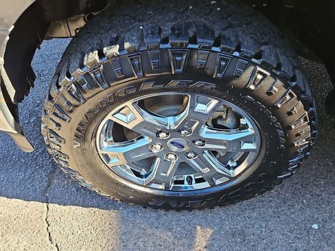 Used 2021 Ford F150 XLT w/ XTR Package image 10