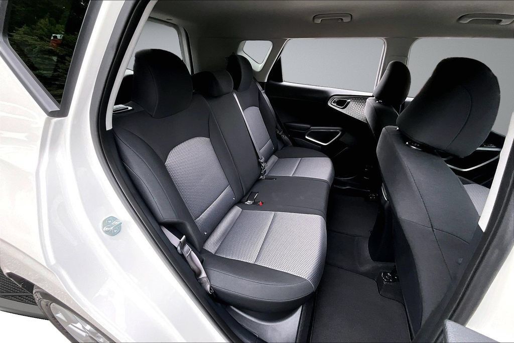 Used 2023 Kia Soul LX w/ Option Group 015 FWD image 25