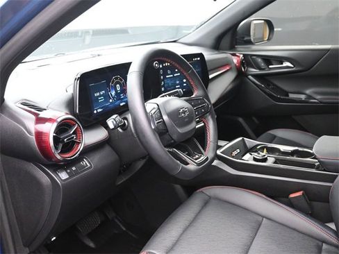 Used 2025 Chevrolet Equinox RS image 7