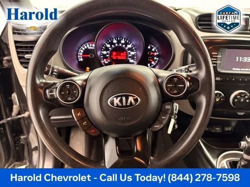 Used 2018 Kia Soul FWD image 16