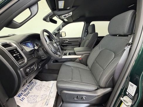 New 2026 RAM 1500 4x4 Crew Cab image 4