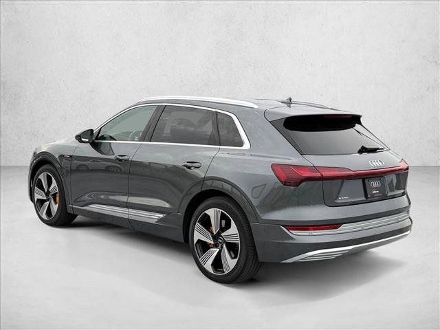 Used 2019 Audi e-tron Prestige w/ Prestige Package AWD/4WD image 8