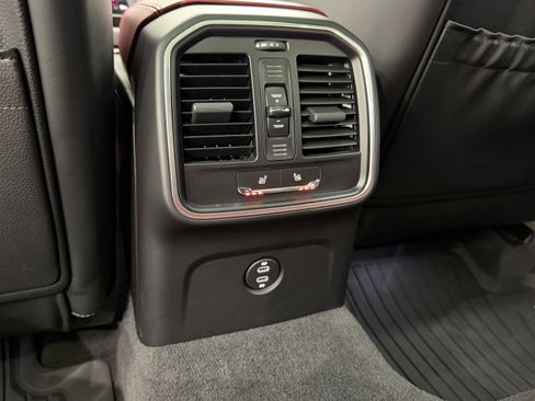 Certified 2024 Porsche Macan Turbo AWD/4WD image 21