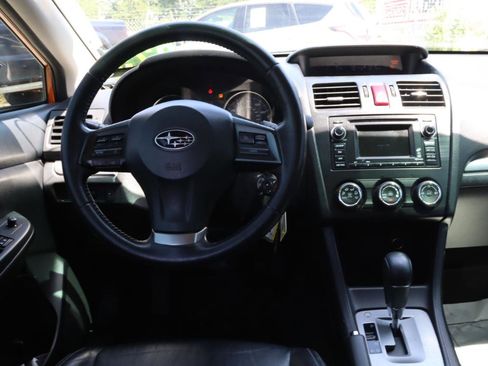 Used 2013 Subaru Crosstrek 2.0i Limited w/ Popular Pkg 1 AWD/4WD image 7