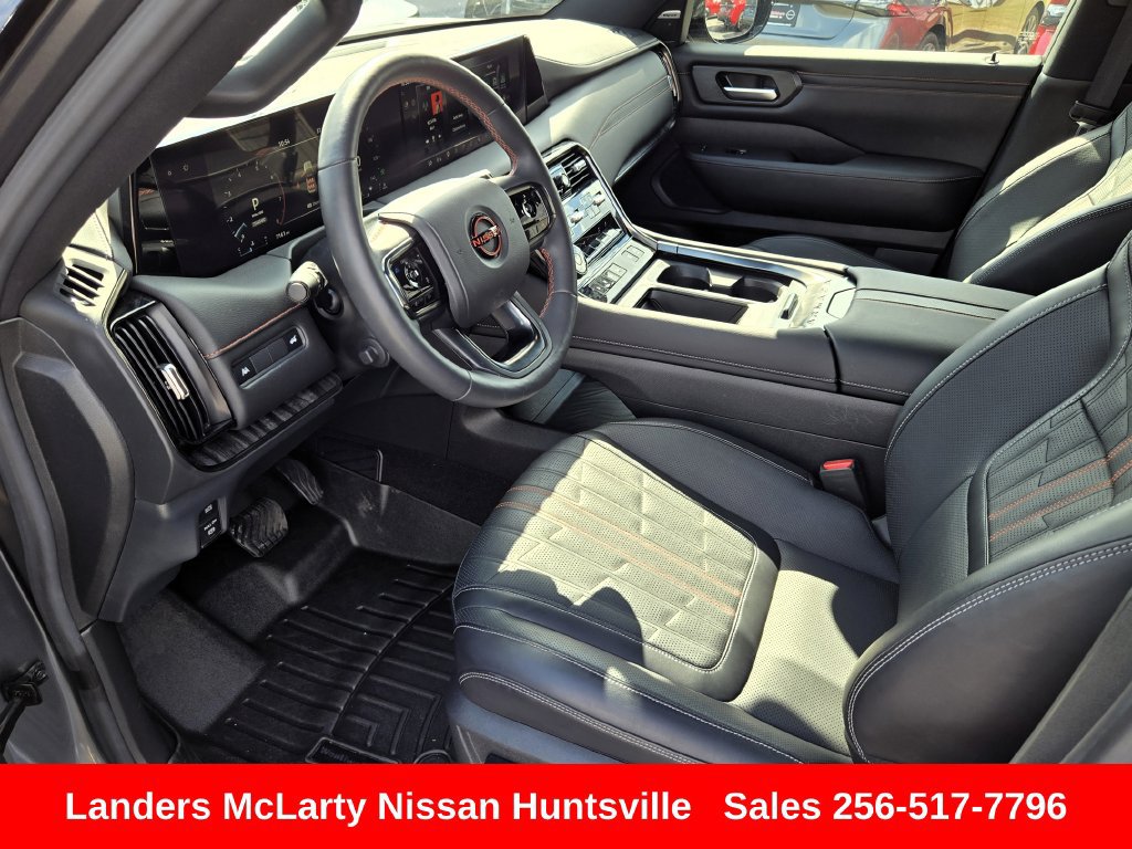 Used 2025 Nissan Armada PRO-4X AWD/4WD image 16