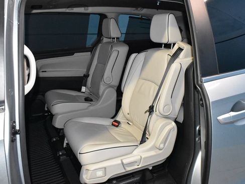 Used 2026 Honda Odyssey Touring image 20