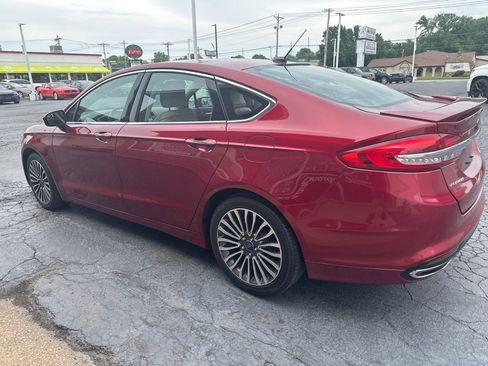 Used 2017 Ford Fusion Titanium FWD image 3