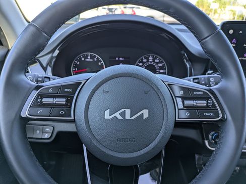 Certified 2023 Kia Seltos EX AWD/4WD image 22