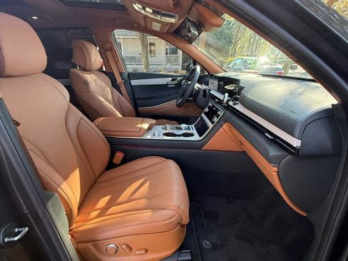 Used 2025 Genesis GV80 3.5T Advanced image 13