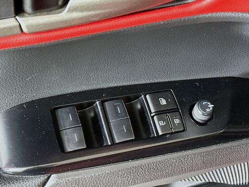 Used 2025 Toyota Camry XSE FWD image 14