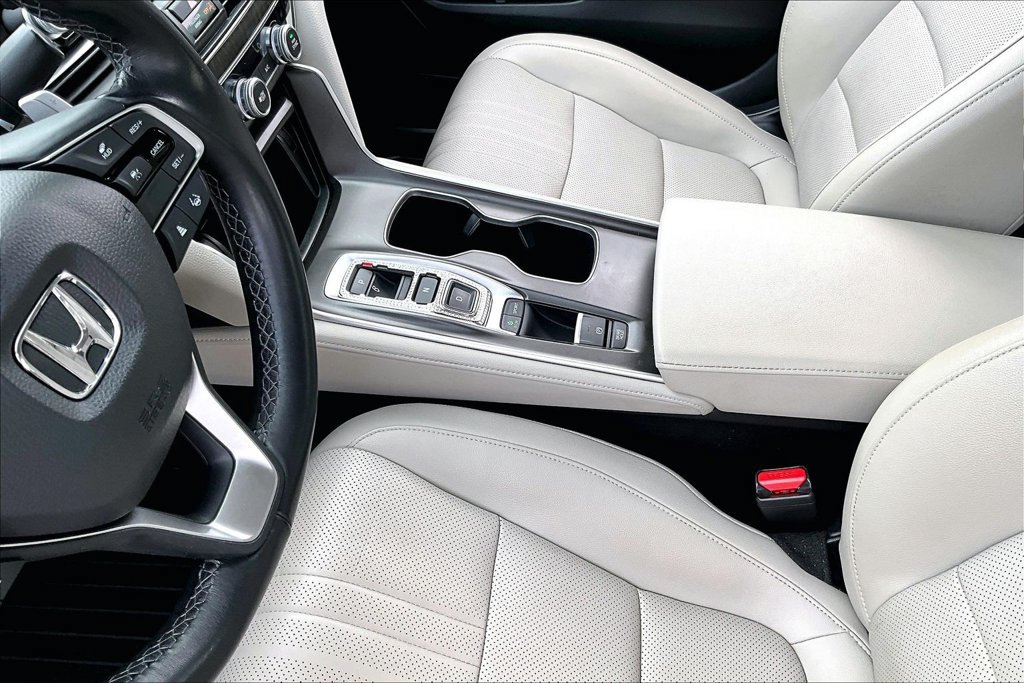 Used 2022 Honda Accord Touring image 15