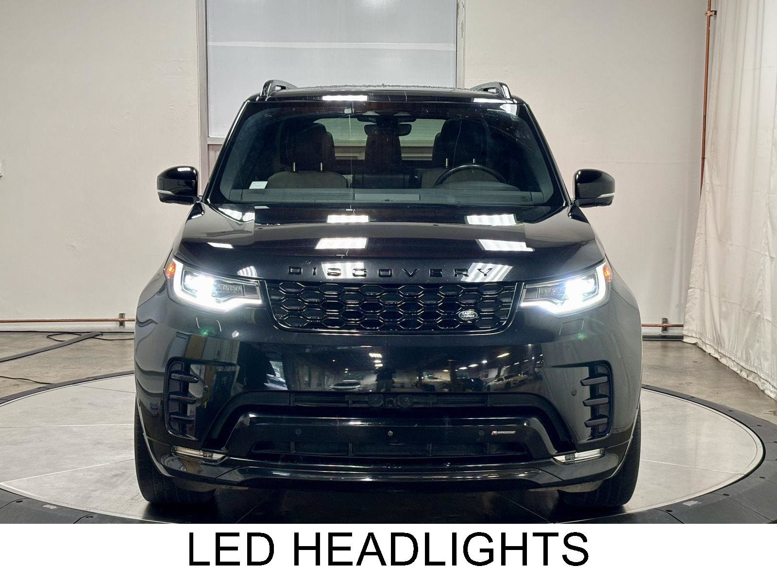 Used 2023 Land Rover Discovery S R-Dynamic AWD/4WD image 3