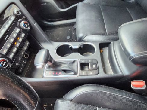 Used 2018 Kia Sportage SX image 11