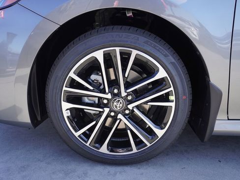 New 2026 Toyota Camry XLE image 18