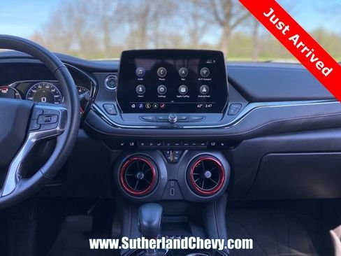 Used 2023 Chevrolet Blazer RS AWD/4WD image 28