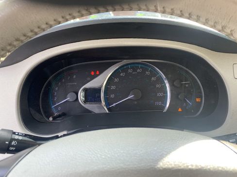 Used 2012 Toyota Sienna XLE image 12