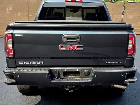 Used 2018 GMC Sierra 1500 Denali w/ Denali Ultimate Package AWD/4WD image 6