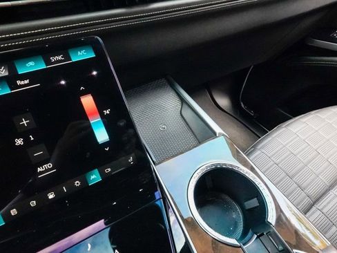 Used 2025 Cadillac Escalade Sport Platinum w/ LPO, ONYX Package image 67