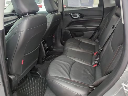 Used 2022 Jeep Compass Trailhawk w/ Trailhawk Elite Group image 18