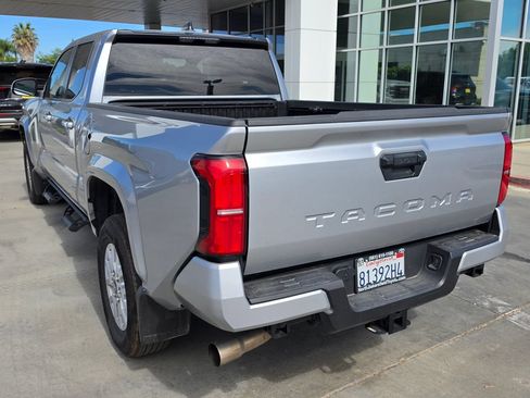 Used 2025 Toyota Tacoma SR5 RWD image 4
