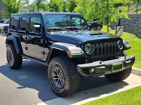 Used 2026 Jeep Wrangler Unlimited Rubicon 392 w/ Quick Order Package 27X Moab AWD/4WD image 9