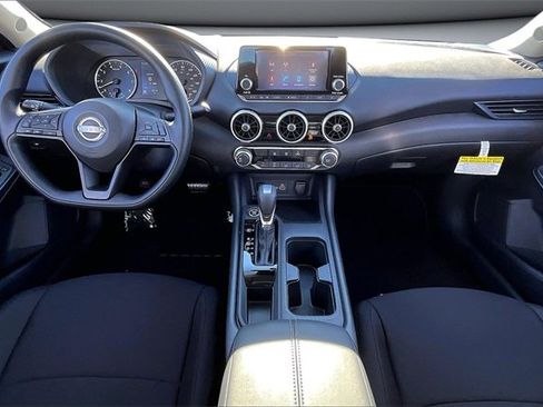 Certified 2025 Nissan Sentra S image 7