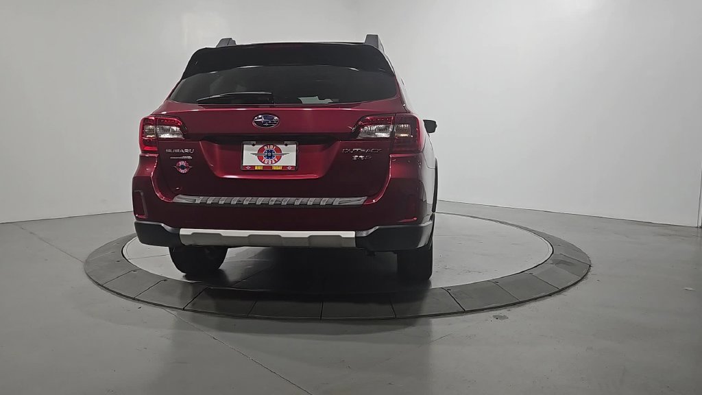 Used 2015 Subaru Outback 3.6R Limited AWD/4WD image 4