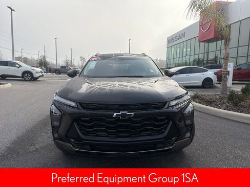 Used 2024 Chevrolet Trax ACTIV w/ Sunroof Package image 3