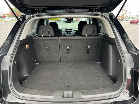 Used 2023 Chevrolet TrailBlazer LT FWD image 24