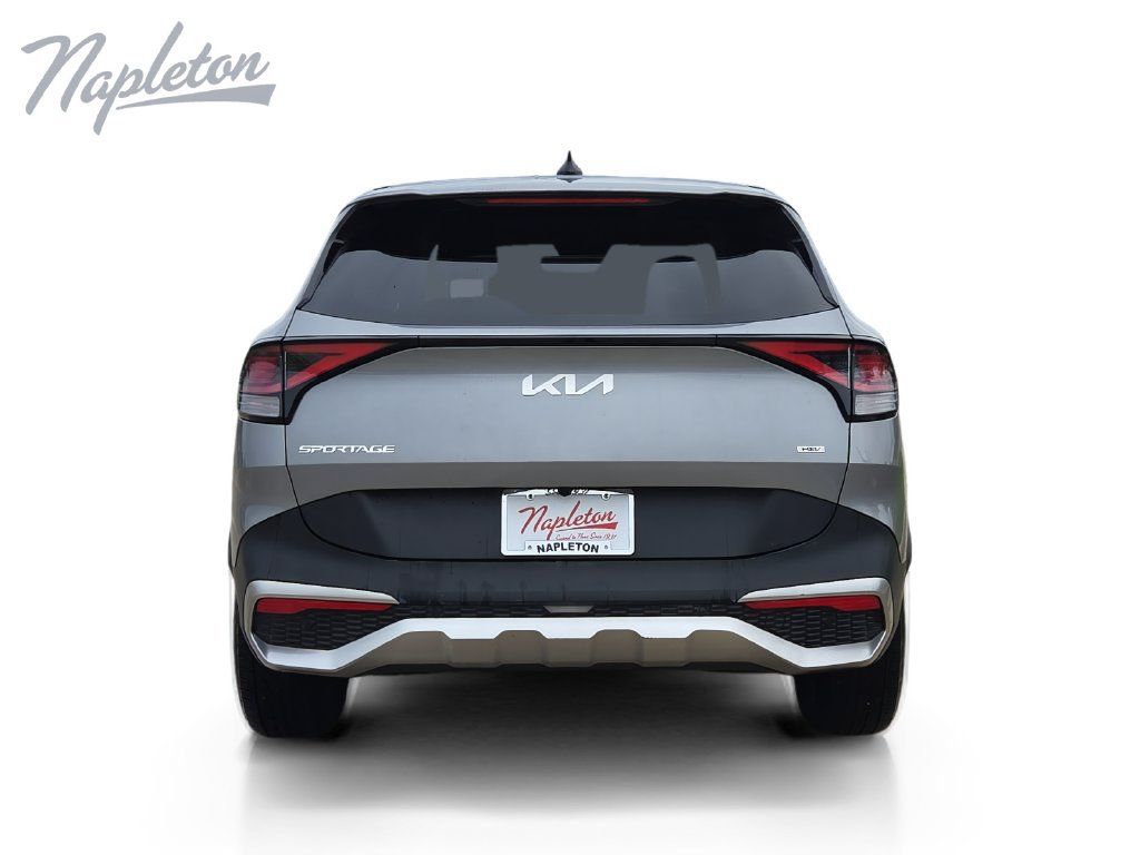 Used 2023 Kia Sportage LX AWD/4WD image 4