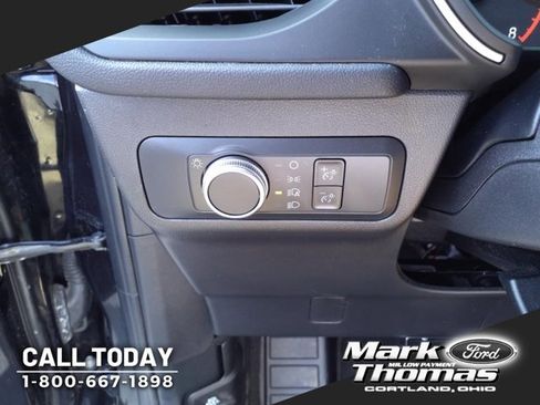 Used 2022 Ford Escape SE w/ Cold Weather Package image 10