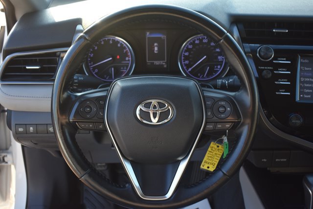 Used 2020 Toyota Camry SE FWD image 18