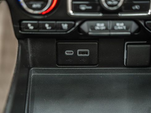 Used 2021 Chevrolet Tahoe Premier image 26