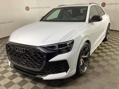 New 2025 Audi RS Q8 performance