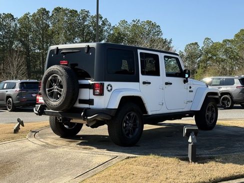 Used 2018 Jeep Wrangler Unlimited Willys Wheeler image 9