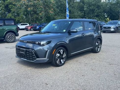 Used 2023 Kia Soul GT-Line FWD image 4