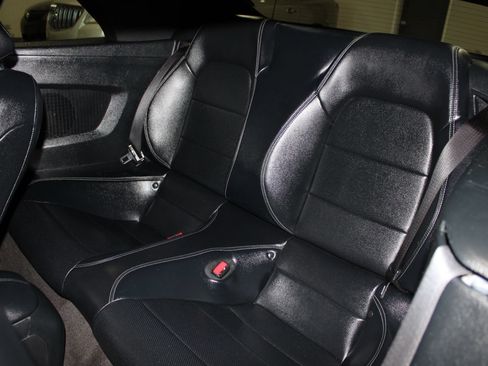 Used 2015 Ford Mustang Premium RWD image 29