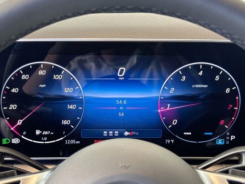 Used 2026 Mercedes-Benz GLC 300 4MATIC image 12