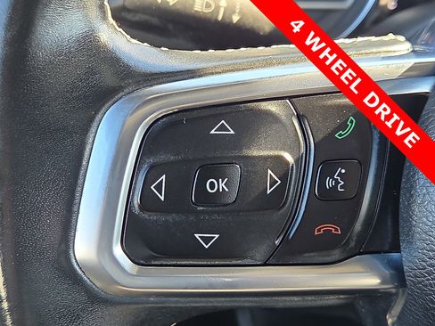 Used 2018 Jeep Wrangler Unlimited Sahara image 22