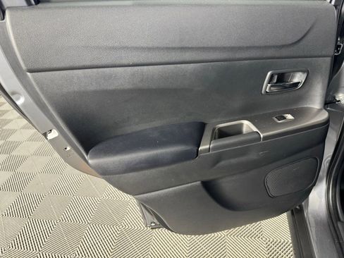 Used 2024 Mitsubishi Outlander Sport SE image 23