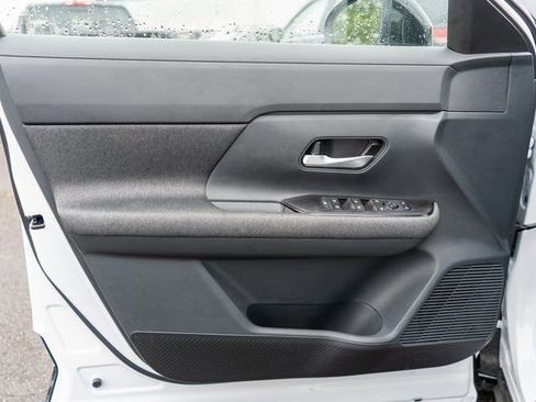 New 2026 Nissan Kicks SV w/ SV Premium Package image 12