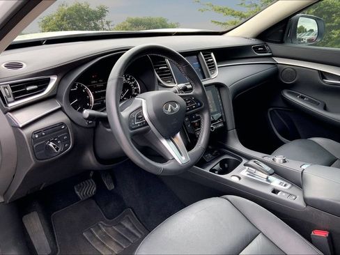Used 2023 INFINITI QX50 Luxe FWD image 17