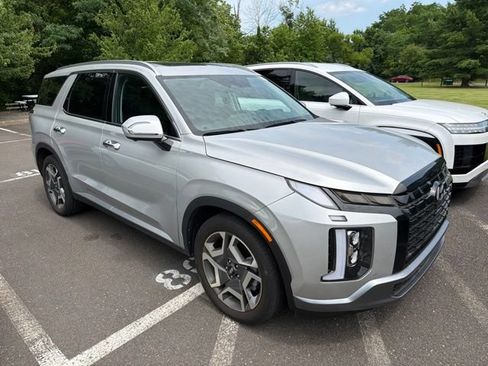 Used 2024 Hyundai Palisade SEL w/ Premium Package AWD/4WD image 14