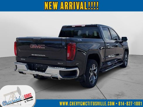 Used 2022 GMC Sierra 1500 SLT w/ SLT Premium Plus Package AWD/4WD image 5