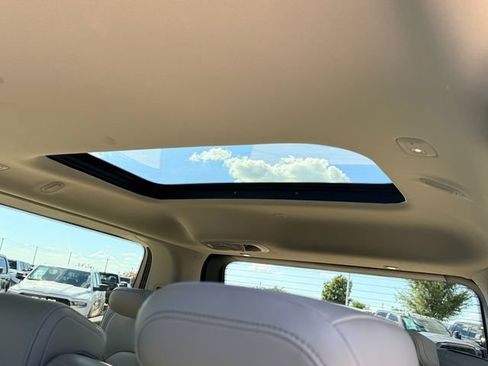Used 2022 Jeep Wagoneer Series I w/ Convenience Group I RWD image 19