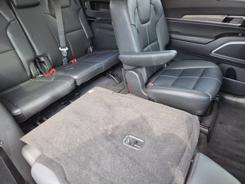 Used 2022 Kia Telluride EX w/ EX Premium Package AWD/4WD image 5