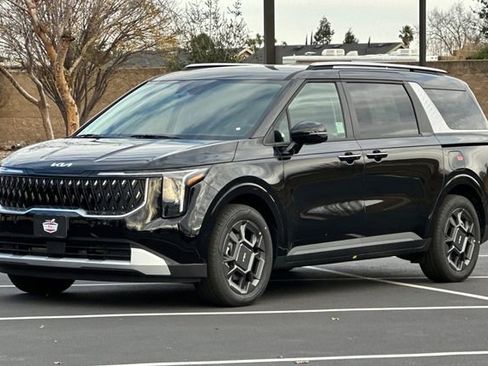 New 2026 Kia Carnival EX image 8