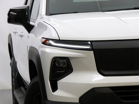 Used 2024 Chevrolet Silverado EV W/T image 4